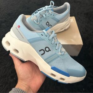 ON CLOUDPULSE blue athletic training running lace up shoes sneakers sz 9 new